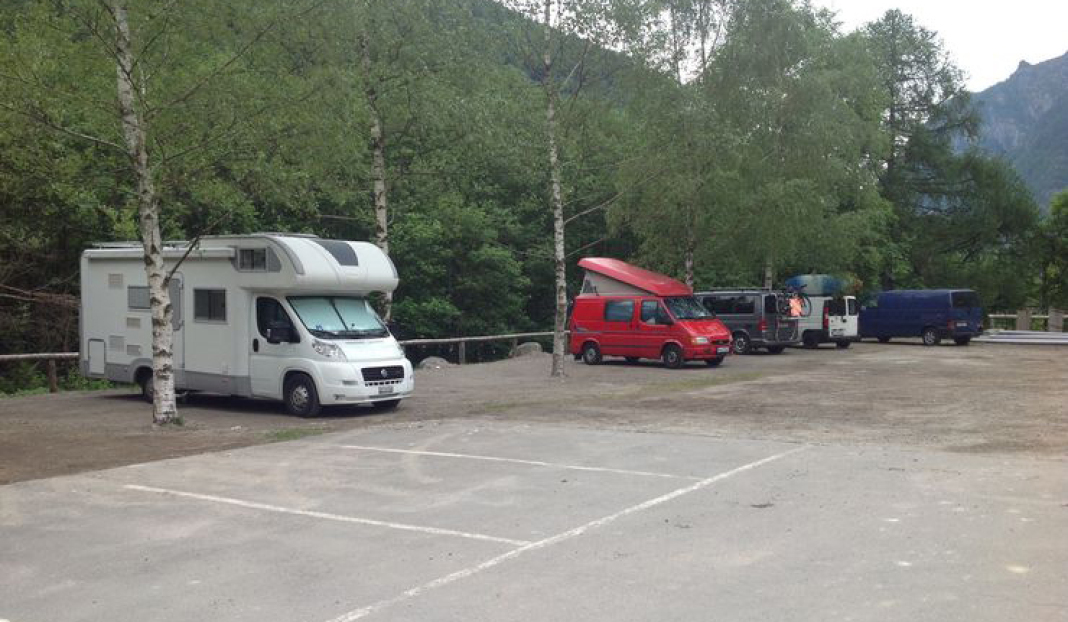 Camperstellplatz Brione Verzasca 